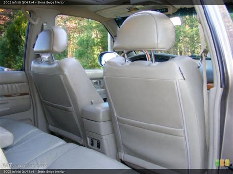 Stone Beige Interior Photo For The 2002 Infiniti Qx4 4x4 39515652