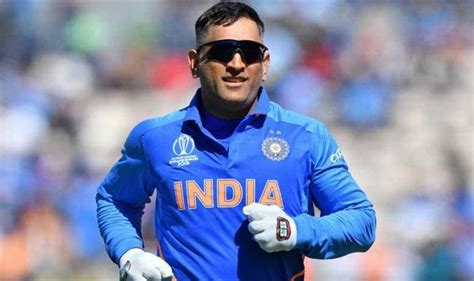 Captain Cool Ms Dhoni Reveals Mantra Of Staying Calm On The Field In