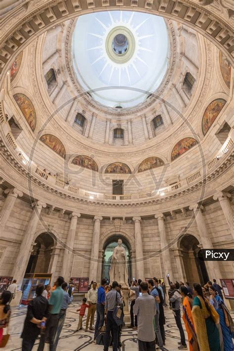 Victoria Memorial Interior