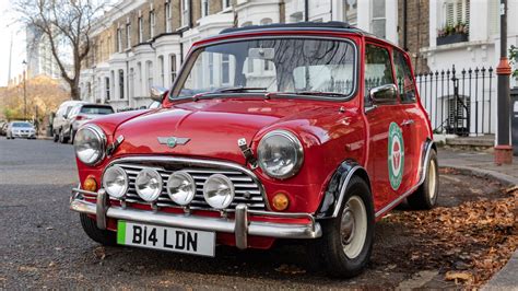 Electric Classic Mini Is Londons Coolest New Cab