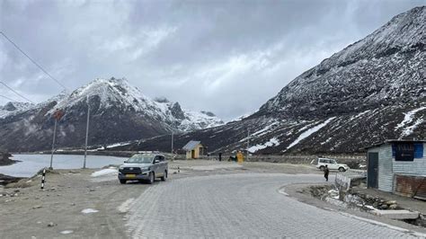 Silver Lines Book Innova Crysta For Sela Pass Tawang Arunachal Tour