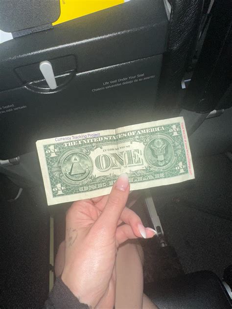 Lauren Rosas - All new pics and videos on my onlyfans today ️ Link in