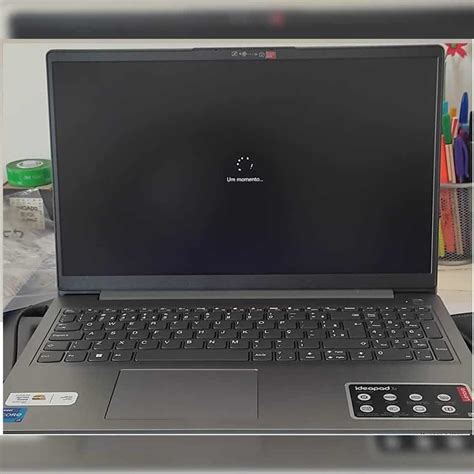 Notebook Lenovo Ideapad 3i I7 1165g7 8gb 256gb Ssd Placa De Vídeo Intel