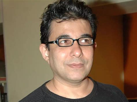 Deepak Tijori Wiki, Age, Girlfriend, Wife, Family, Biography & More ...