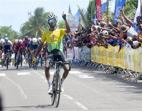 Tour Cycliste De Guadeloupe La Mise Guadeloup Enne Sauv E