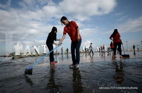 September CTRS Mulai Reklamasi Pantai Losari