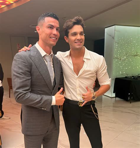 Luan Santana Celebra Encontro Cristiano Ronaldo Em Portugal M Sica