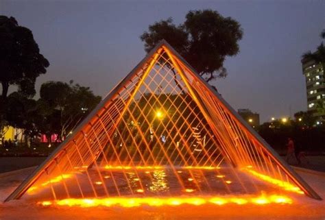 Image Result For Triangle Fountain Outdoor Fountain Fountain Opera