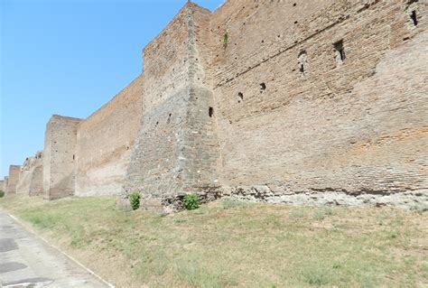 ROMA CAPUT MUNDI MURALLA AURELIANA