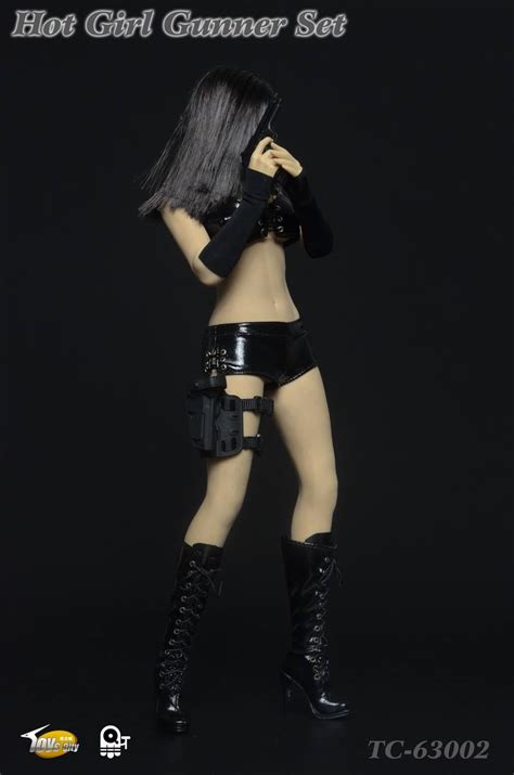 Toyhaven Toyscity 1 6th Scale Hot Girl Gunner Outfit Set