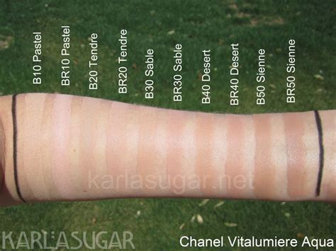 Chanel Vitalumiere Aqua Ultra Light Skin Perfecting Makeup Spf 15