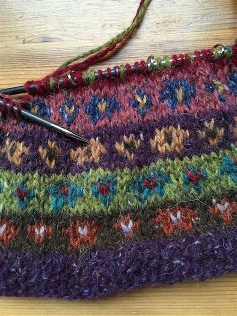 5 Colour Rows In Fair Isle Knitting Patterns