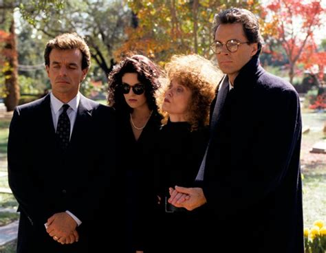 Сериал «Твин Пикс» (1990-1991) - сюжет, актеры и роли, кадры из сериала