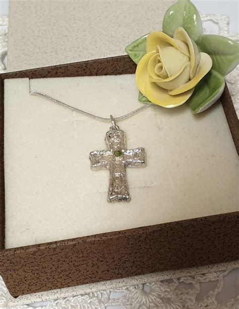 Nostalgischer Kreuzanhänger Anhänger Kreuz Silber Peridot Vintage Selten Rar Ska1326 Creafino