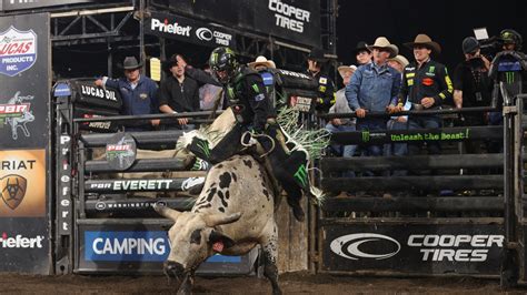 Love of The Game Leads Trio of Monster Energy Bull Riders To World Finals