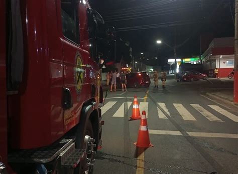 Tr S Pessoas Ficam Feridas Ap S Acidente Em Indaial Oauditorio