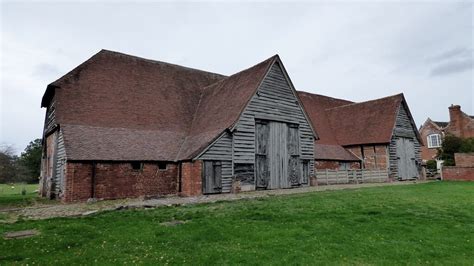 Cruck Built Barn Of Leigh Court Sandy Gerrard Cc By Sa 2 0