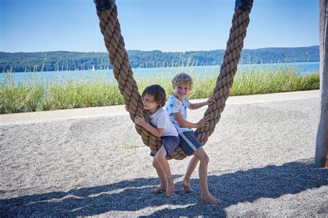 Öffentliche Plätze und Anlagen Referenzen Playground