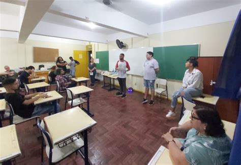 Iniciativa Popular Estudantil Promove Curso Pr Vestibular Gratuito Em