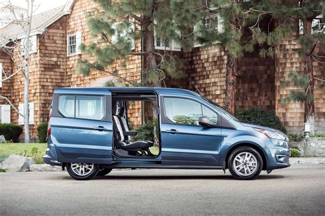 Ford Transit Connect Wagon 2019 Primer Vistazo Motor Trend En Español