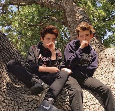 Griffin And Thomas Griffin Gluck Hot Actors The Mick