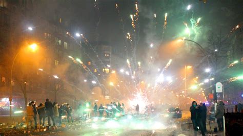 Silvesterballerei Nr Raketen B Ller Zu Silvester Berlin