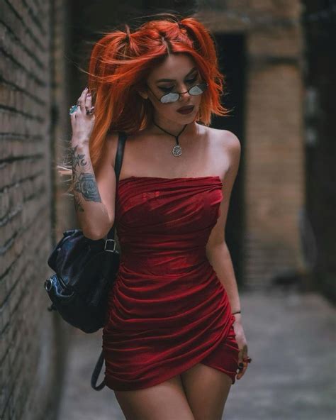 The Red Dress R Sfwredheads