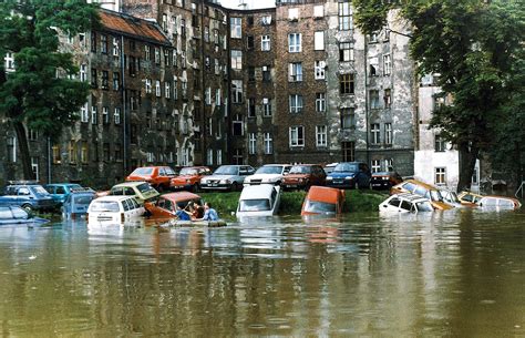 Powódź we Wrocławiu 1997 Tak wyglądał Wrocław 25 lat temu ZDJĘCIA