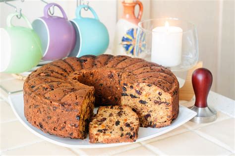 Classic Dark Fruitcake Recipe