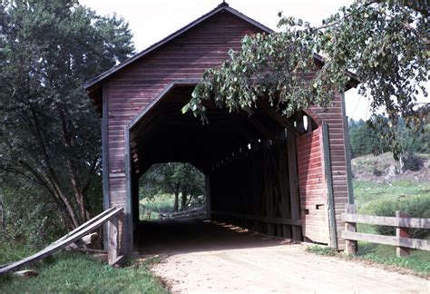 Découvrez le pont couvert Clément de Northfield | Les ponts couverts au
