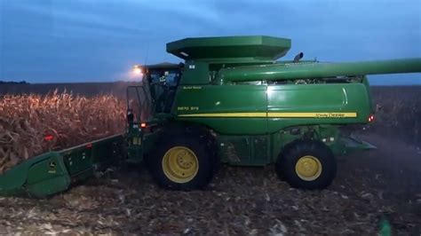 First Day Of Corn Harvest 2018 Millennial Farmer The Content Farm