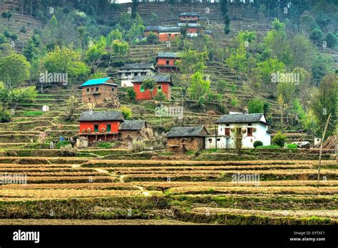 Village On The Hills - HooDoo Wallpaper