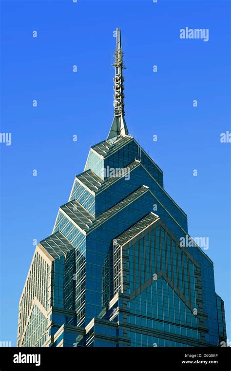 One Liberty Place Stock Photo - Alamy