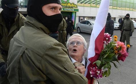 M S De Detenidos En Marcha De Mujeres En Minsk Bielorrusia