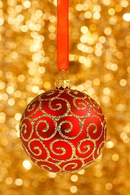 25 Beautiful Red And Gold Christmas Decor Ideas – Available Ideas