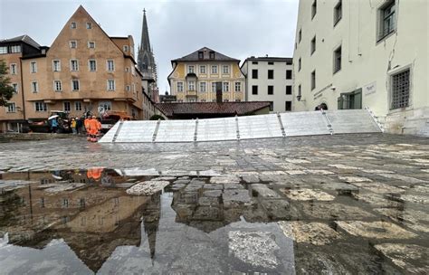 Donau reißt Meldestufe 1 Hochwasser erreicht Regensburg