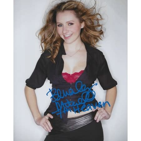 Autographe Beverley MITCHELL