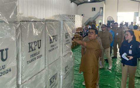 Pastikan Kesiapan Logistik Pemilu 2024 Aman Pj Gubernur Kaltim Tinjau