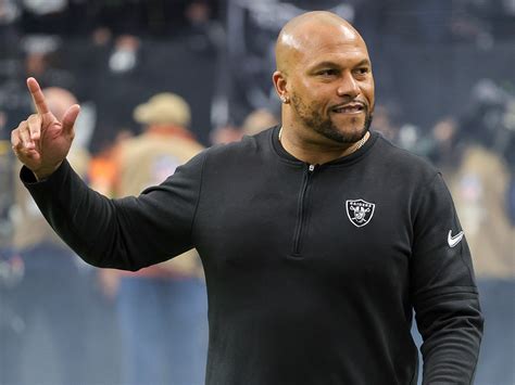 Raiders Expected To Hire Antonio Pierce As Head Coach