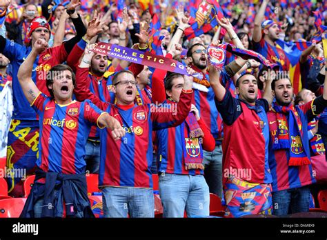 Barcelona S Fans Celebrate In The Uefa Champions League Final Fc