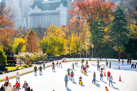 10 EPIC Ice Skating Rinks in New York City (For All Ages to Enjoy)