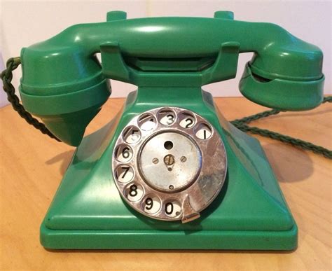 Vintage Green Bakelite Telephone British Gpo Phone No Cheese Board