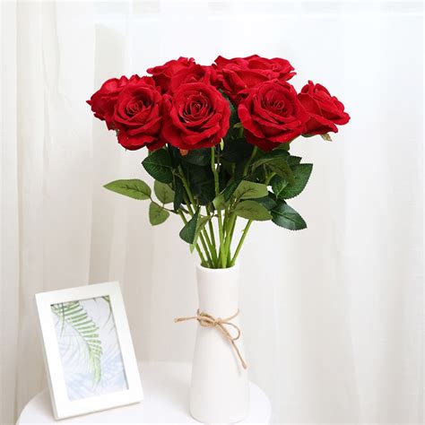 Buchet De 10 Trandafiri Artificiali Plastic Rosu Emagro