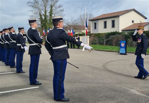 Ain Hommage Aux Gendarmes Héros Du Quotidien