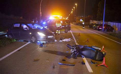 Dos Motoristas En Estado Grave Tras Sufrir Sendos Accidentes En