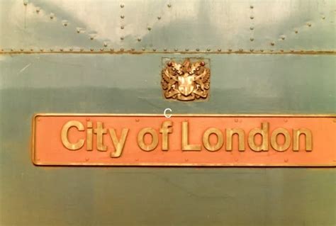 British Railway B R Photograph Class 87 87005 City Of London Nameplate 1981 £2 25 Picclick Uk