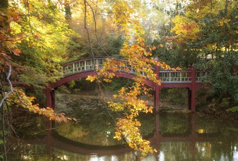 Comparing Falls Beautiful Splendor With The Other Seasons In Colonial