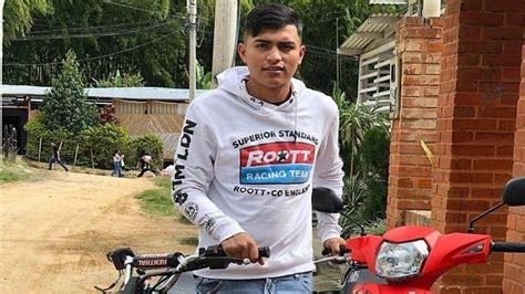 Joven perdió la vida en medio de un accidente en moto