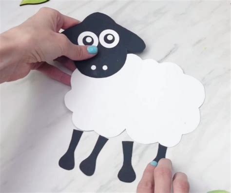 Easy Pom Pom Sheep Craft [Free Template] | Sheep crafts, Crafts, Easter crafts diy