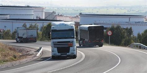 Restricciones De Circulación Hasta El 7 De Marzo Para Camiones De Más De 7500 Kg